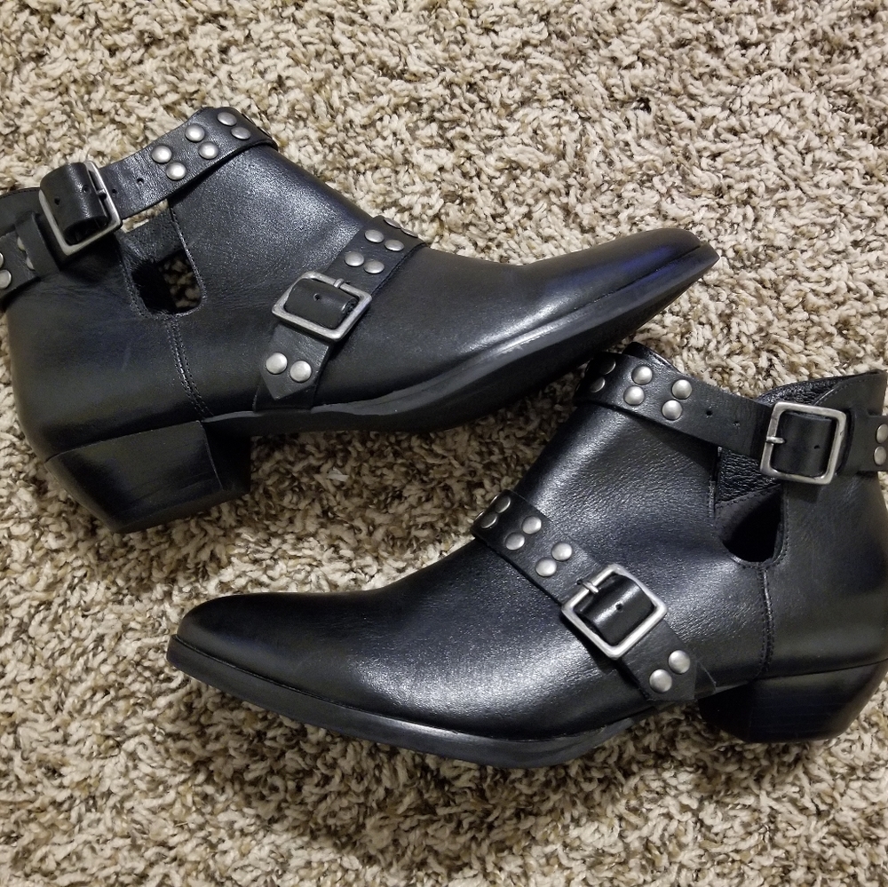 🔥Brand New Matisse studded Leather Booties